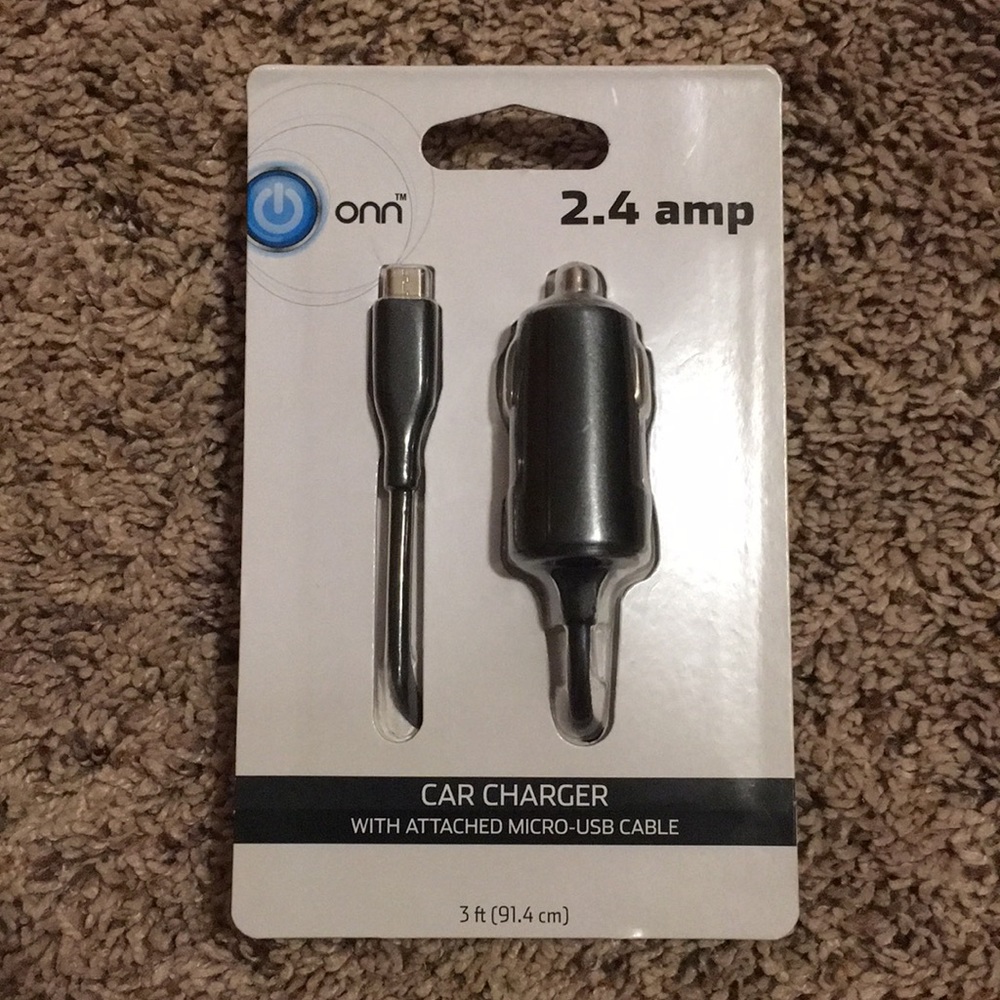 SOLD Car charger - PLEASE READ FOR WHAT PHONES